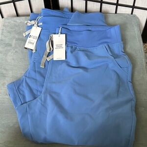 Figs Azure 2 Pairs High Waisted Zamora Scrub Pants XL & XXL see details
